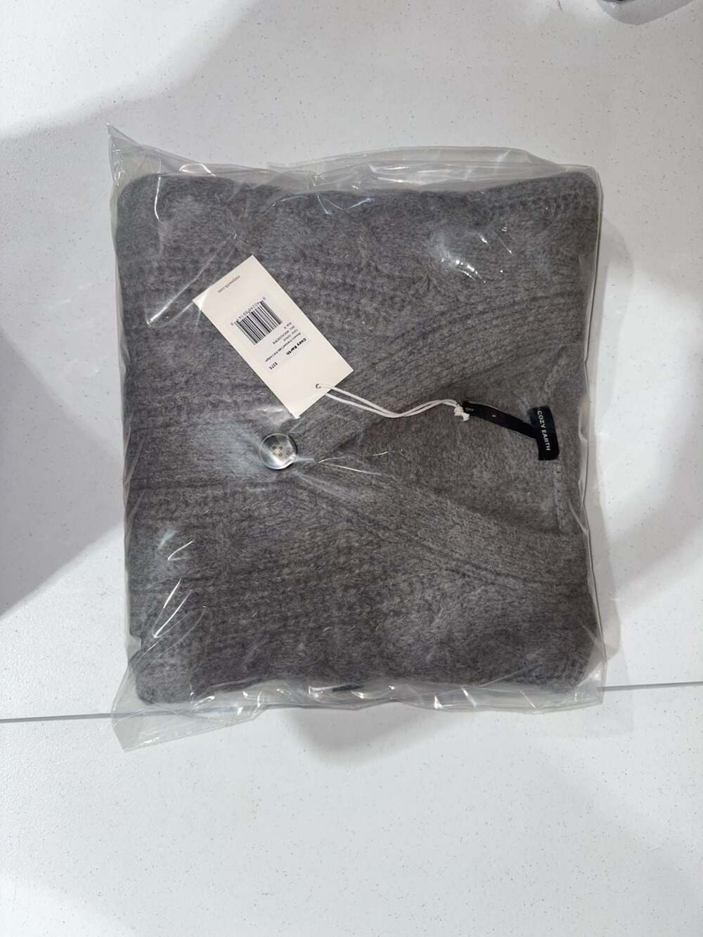 Cozy Earth Women's Oversized Cable Knit Cardigan Oxford Size S - Picture 2 of 4